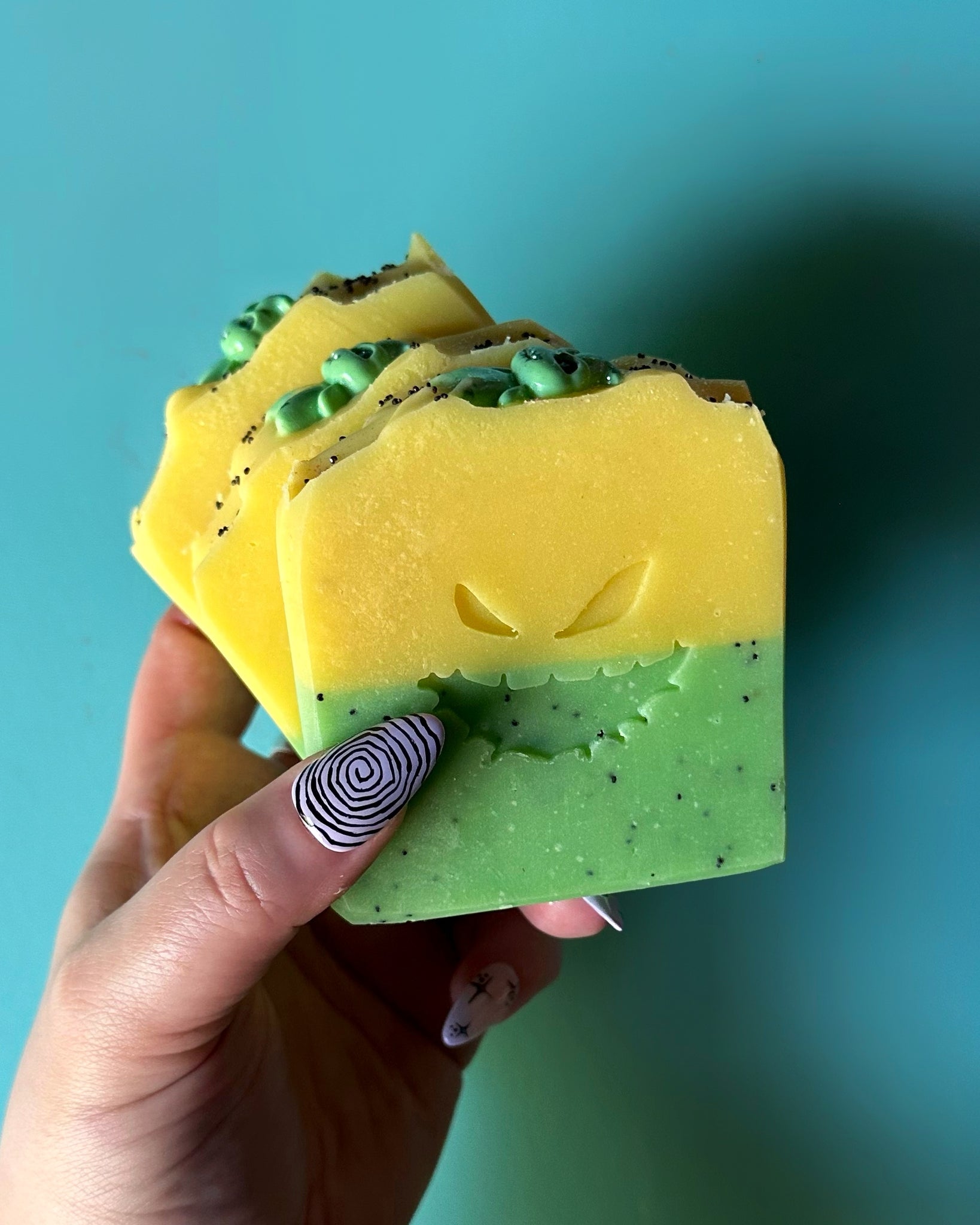 Oogie Smoothie Pineapple + Kiwi Charmed Soap Bar