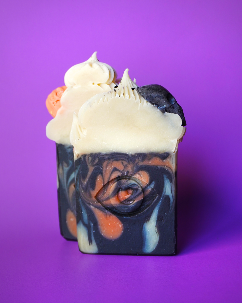 Headless Horseman Soap Bar - Pumpkin + Cinnamon + Rum