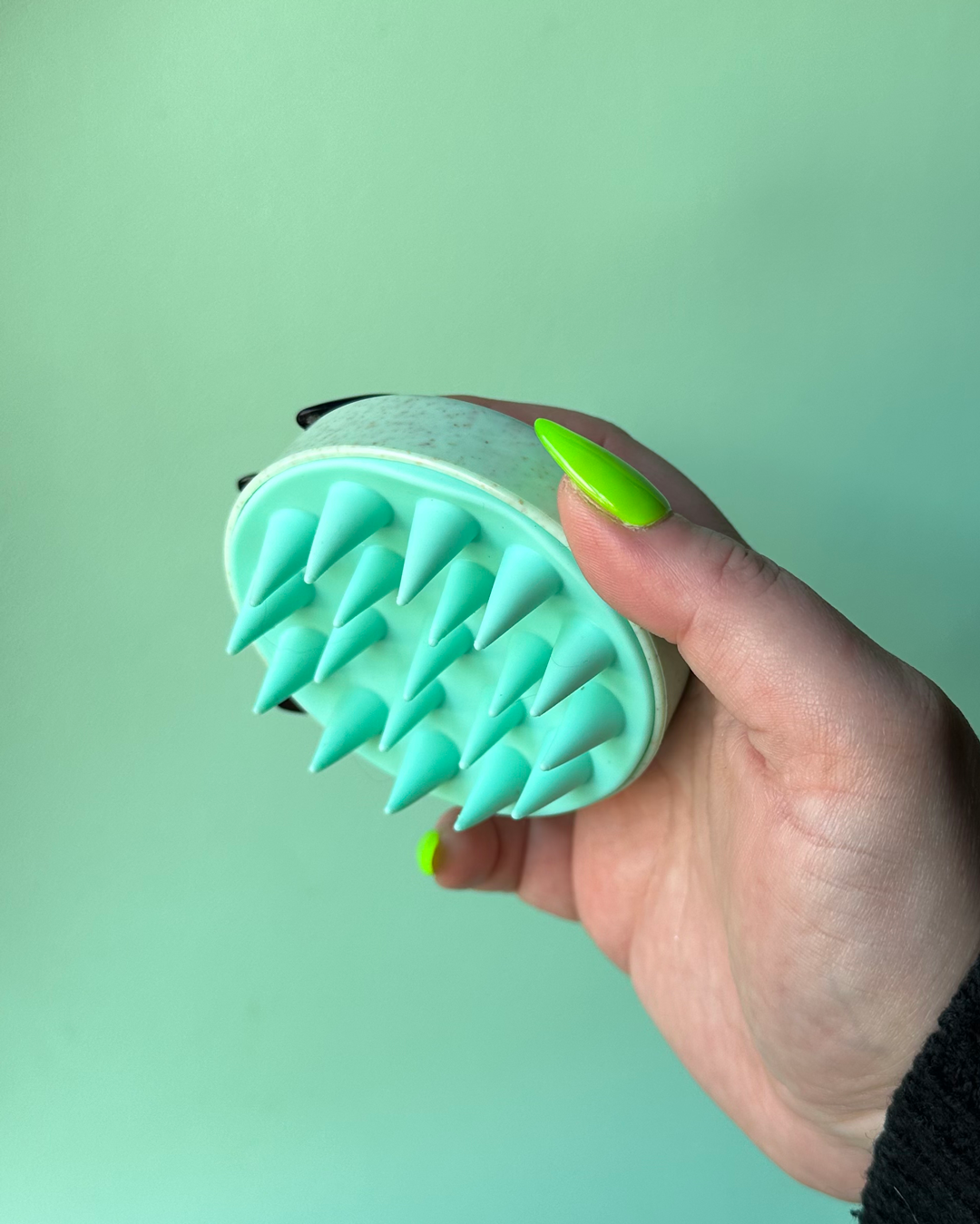 Scalp massager