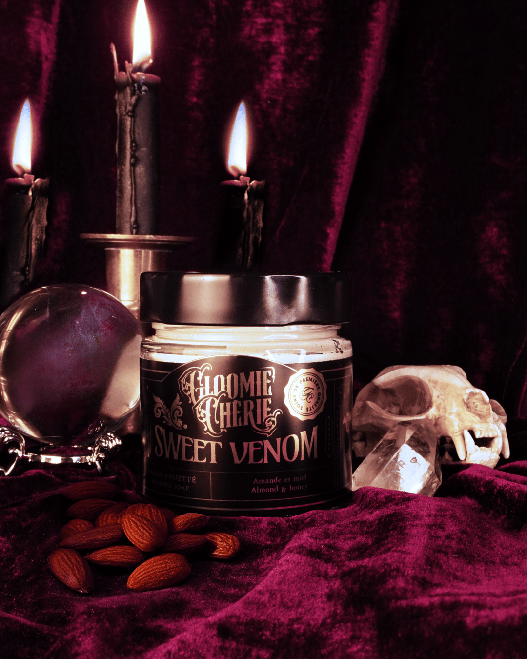 Savon fouetté au miel et aux amandes Sweet Venom